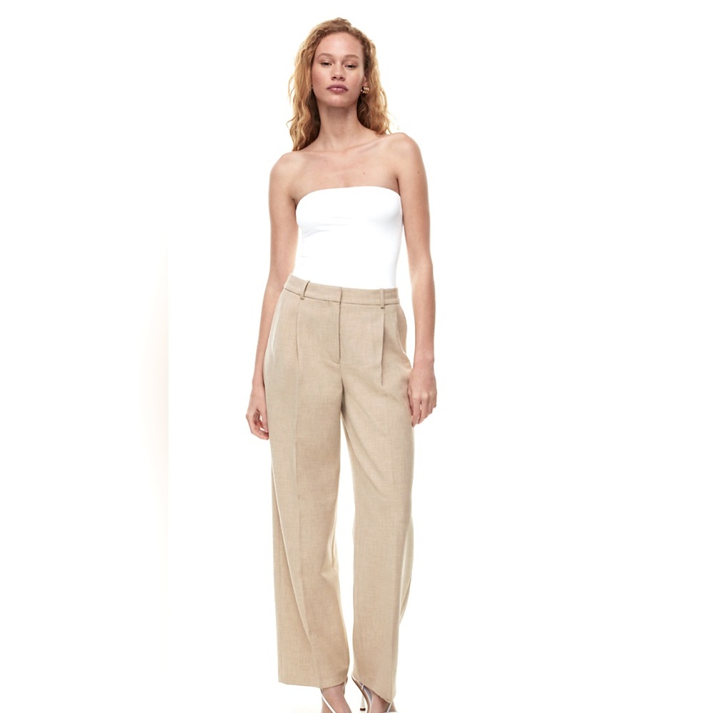 Aritzia Contour Tube Top in White - XS